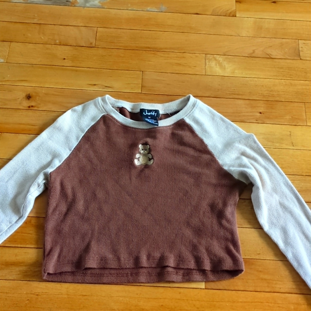 Womens cropped long sleeve